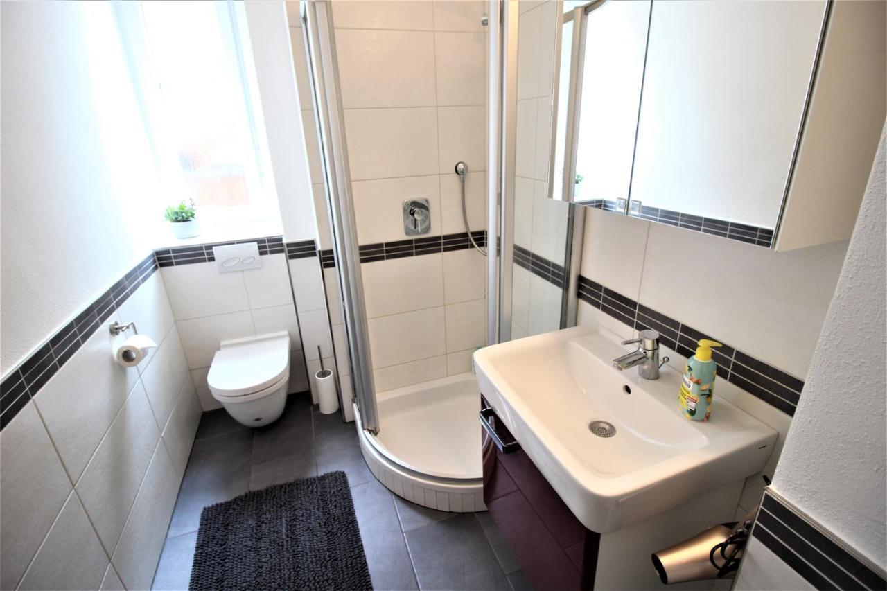 ➤Private Room - Heart Of Downtown With Terrace Würzburg Esterno foto